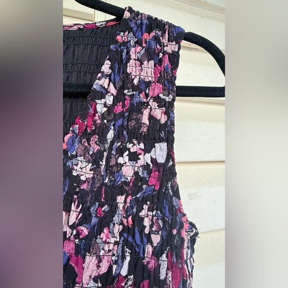 Evereve Floral Smocked Sleeveless Midi Dress Purple/Pink/Blue Size Small - Picture 5 of 11